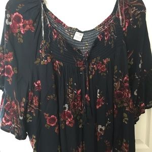 Faded Glory, boutique style top